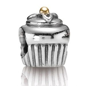 Pandora Cupcake Charm – Retired Sterling Silver & 14K Gold Bead